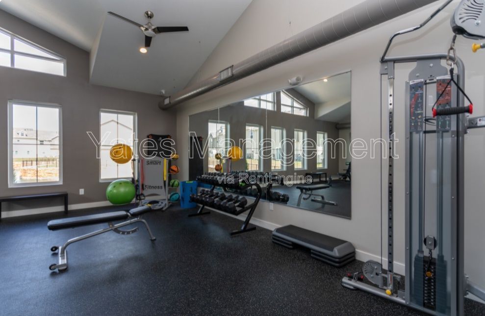Spacious 3 Bedroom, 2.5 Bath Classic Plus Townhome with Attached Garage property image
