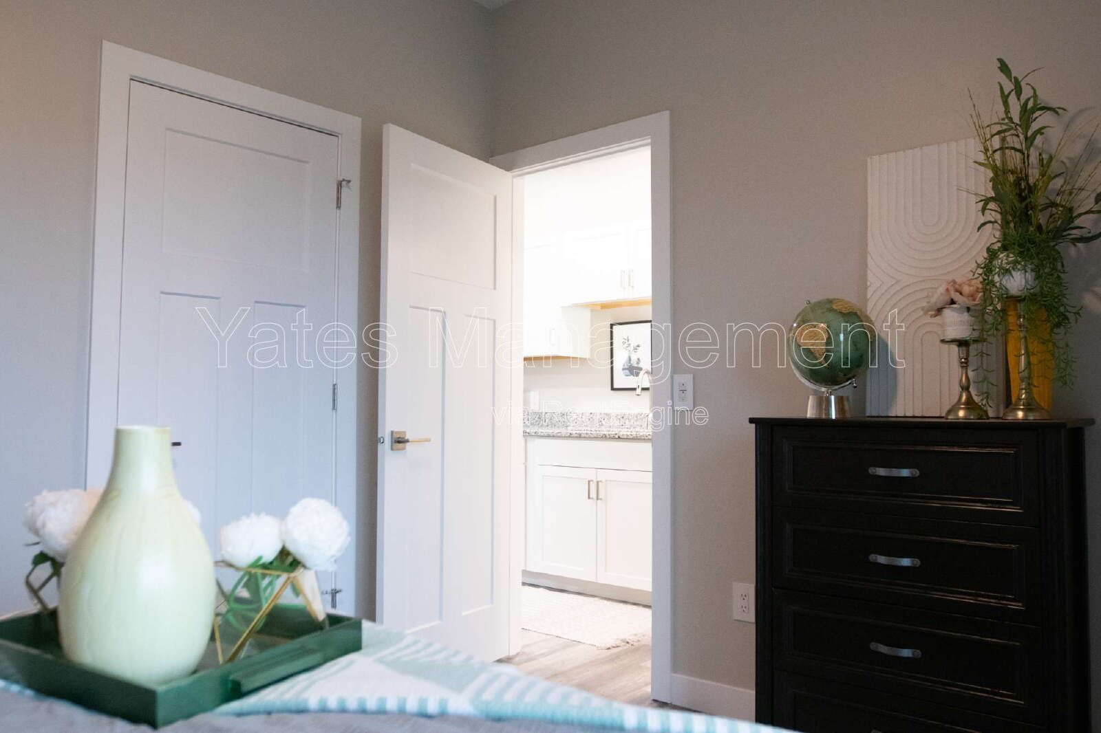Spacious 2-Bed, 2-Bath Gem in Findlay – 1024 Sq Ft of Comfort on West McPherson Ave! property image