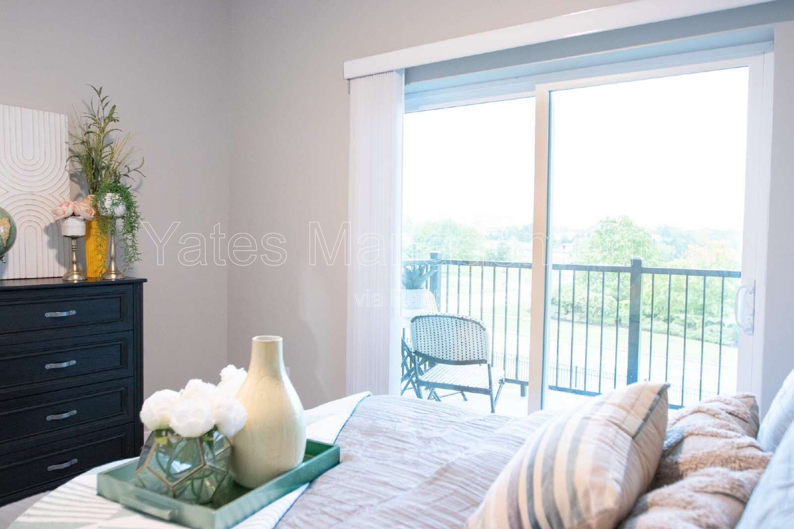 Spacious 2-Bed, 2-Bath Gem in Findlay – 1024 Sq Ft of Comfort on West McPherson Ave! property image