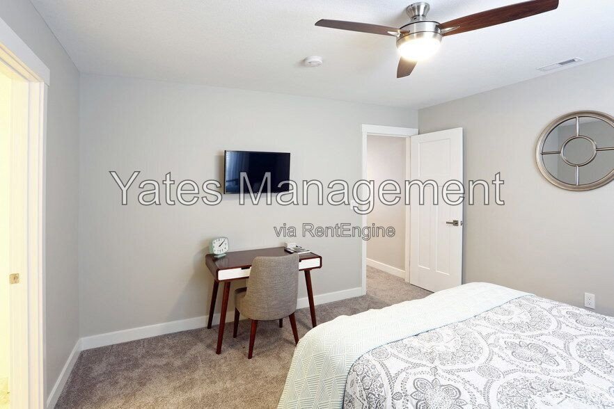 Spacious 2 Bedroom, 2.5 Bath Premium Townhome with Attached Garage property image