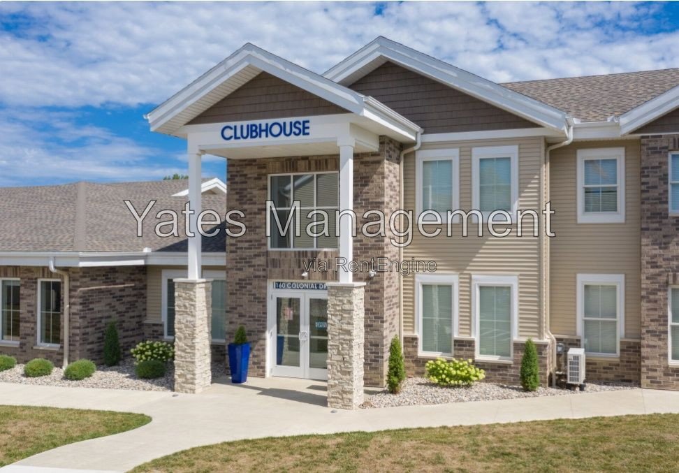 Spacious 2 Bedroom, 2.5 Bath Classic Townhome with Attached Garage property image