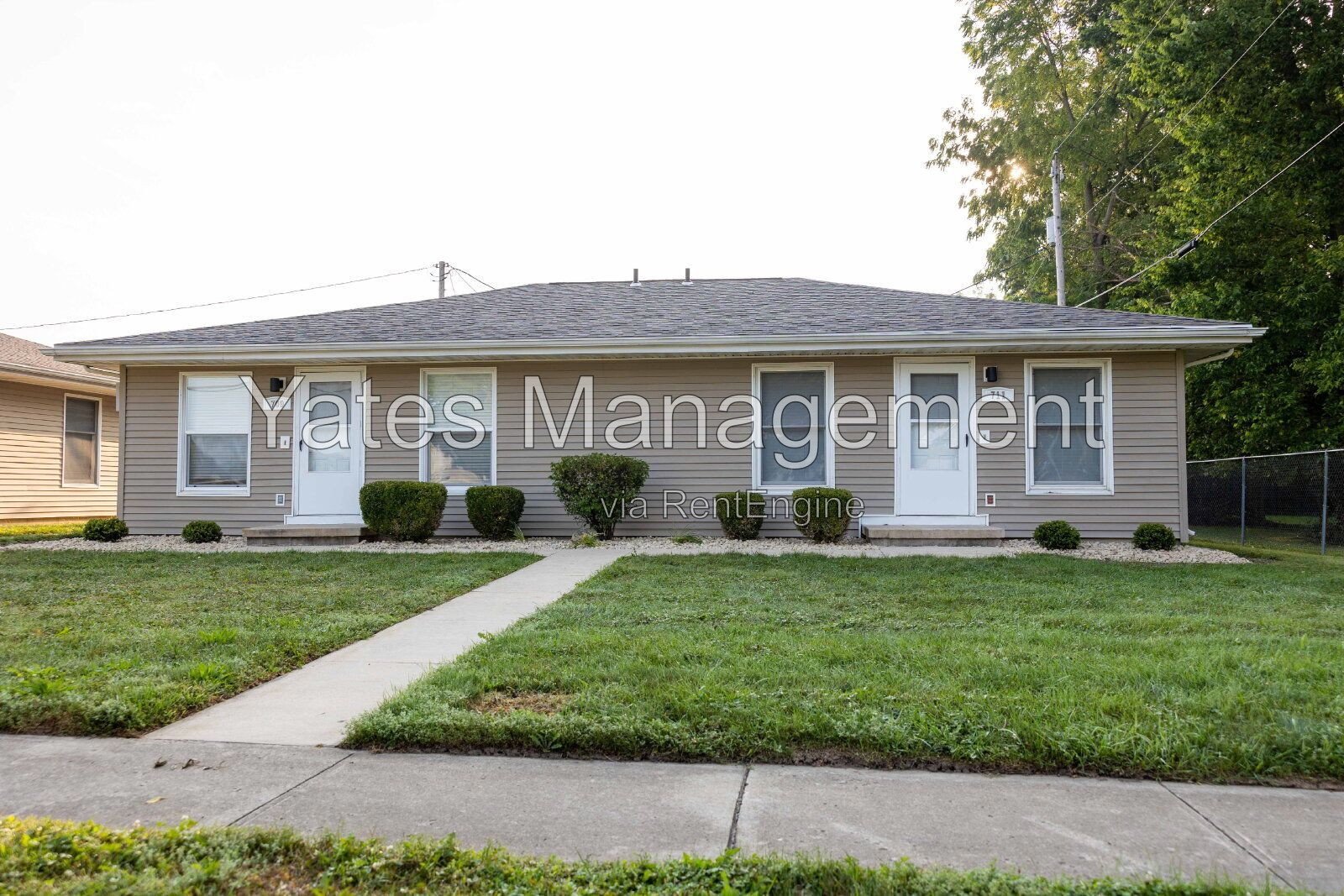 2 Bedroom, 2 Bath Apartment with One-Car Attached Garage & Private Patio property image