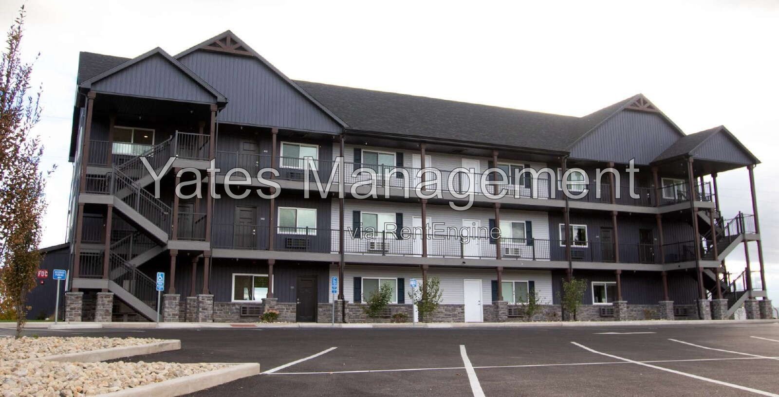 1 Bedroom, 1 Bath Apartment with Private Balcony Overlooking Lake Cascades property image