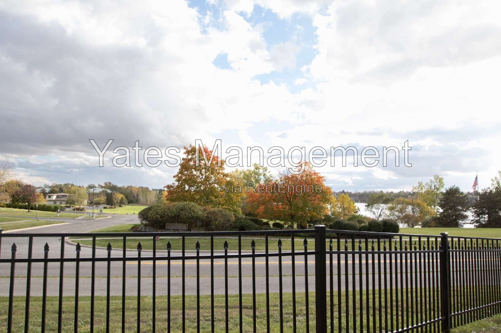 1 Bedroom, 1 Bath Apartment with Private Balcony Overlooking Lake Cascades property image